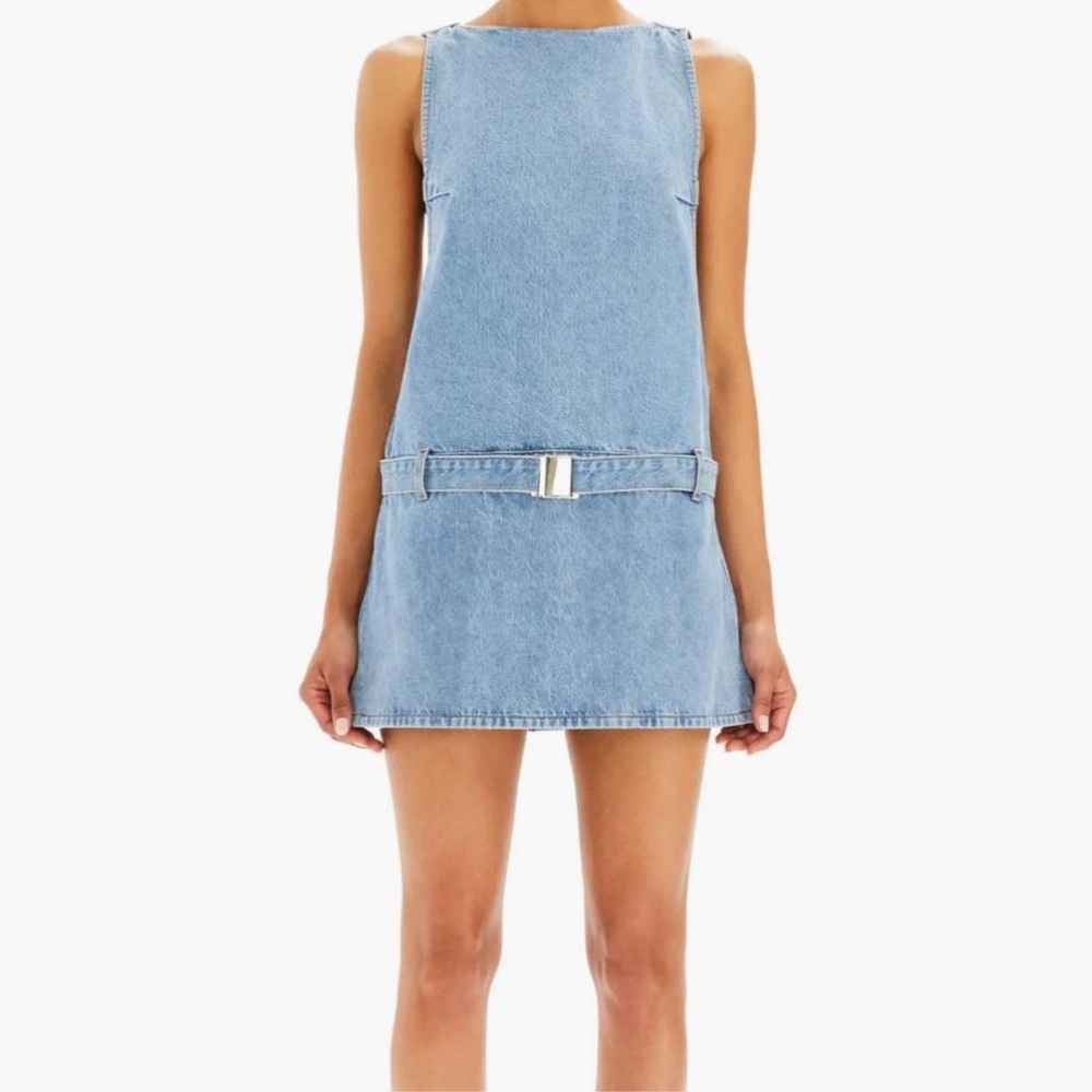 Brand New With Tags Ser O Ya Georgia mini dress 

Size XS

#seroya #denimdress